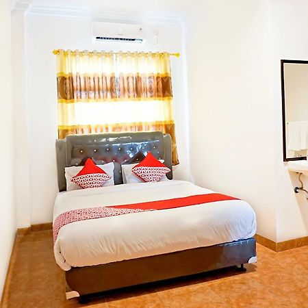 Oyo 694 Khasanah Residence Pekanbaru Ngoại thất bức ảnh