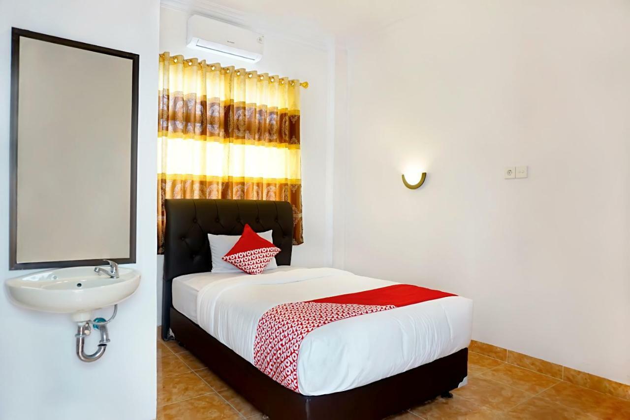 Oyo 694 Khasanah Residence Pekanbaru Ngoại thất bức ảnh