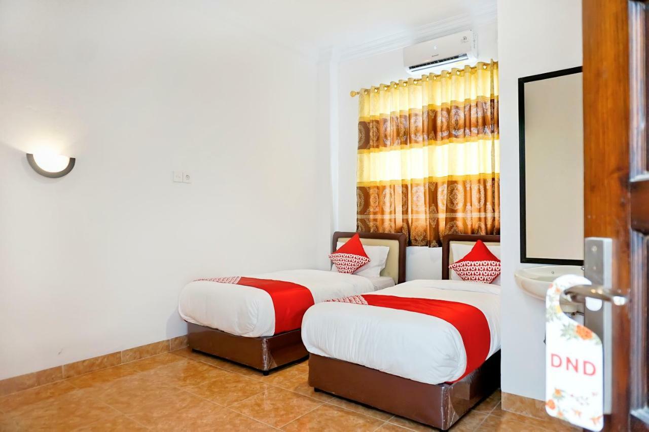 Oyo 694 Khasanah Residence Pekanbaru Ngoại thất bức ảnh